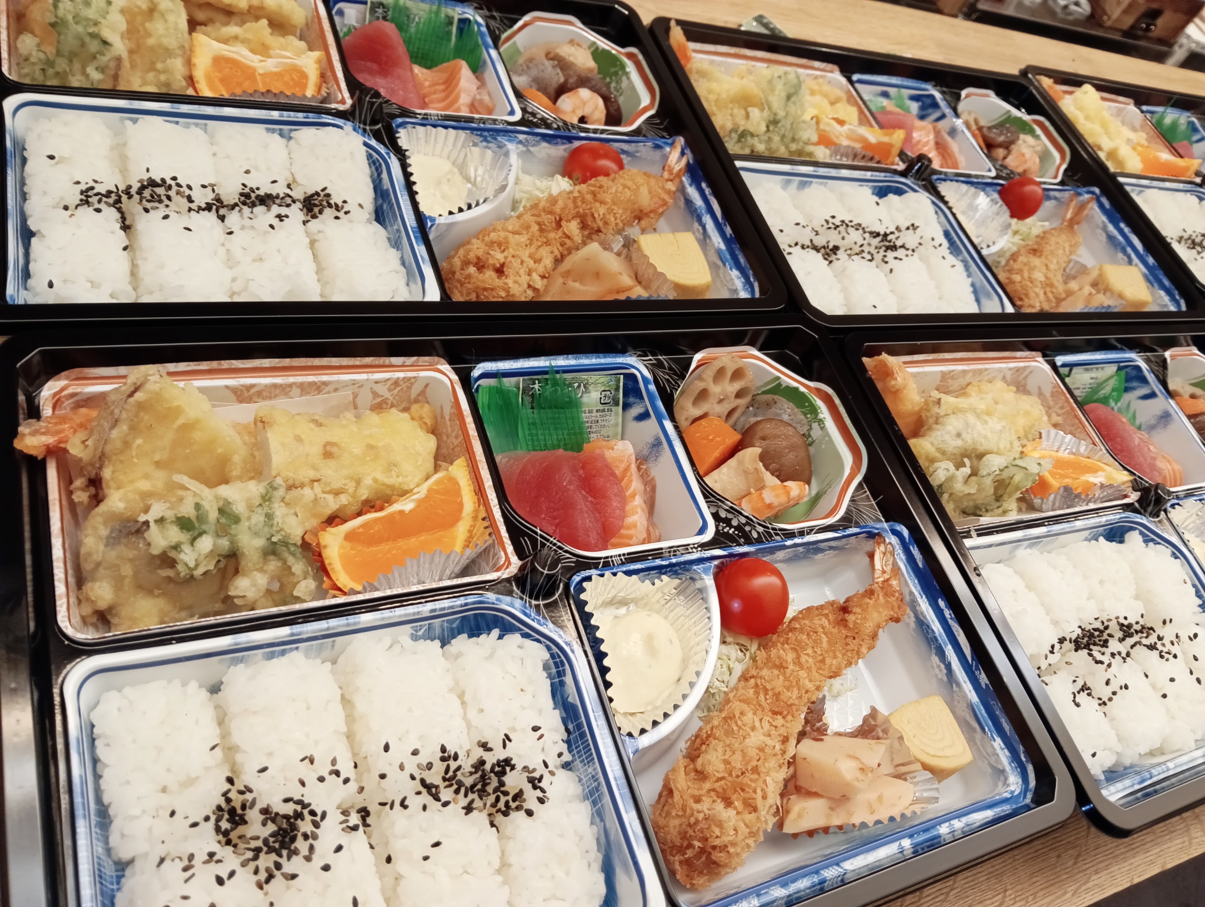 和ダイニング彩 お弁当・出張出店